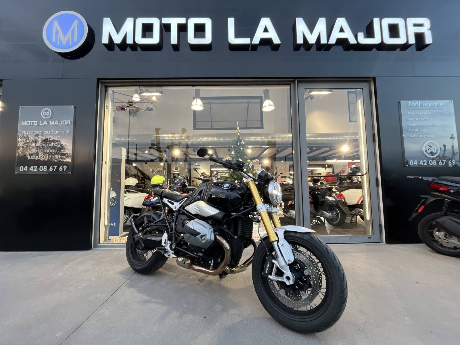 VENTE D'UNE MOTO BMW R 1200 NINE T 2021 7150 KM Garantie 12 mois À AUBAGNE PROCHE DE LA VALENTINE MARSEILLE