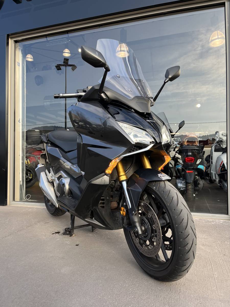 SCOOTER D'OCCASION HONDA FORZA 750 PROCHE DE MARSEILLE