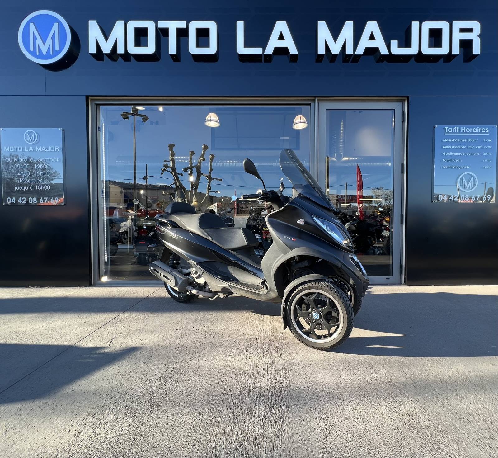 Dépôt vente de motos toutes marques Yamaha.
Honda.
Kawasaki.
KTM.
BMW.
Suzuki. Toulon Var 83