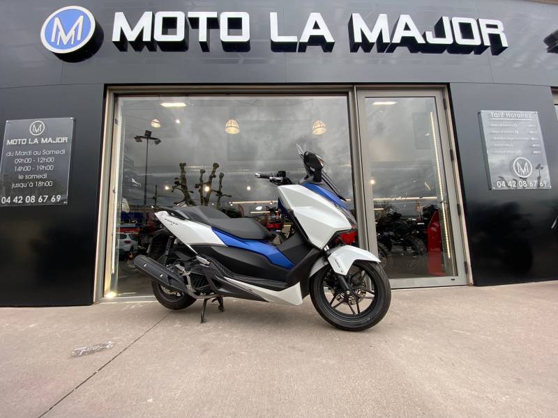 VENTE SCOOTER HONDA FORZA 125 BON PRIX 
