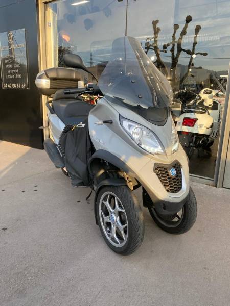 VENTE SCOOTER MP3 400 HPE PROCHE DE MARSEILLE
