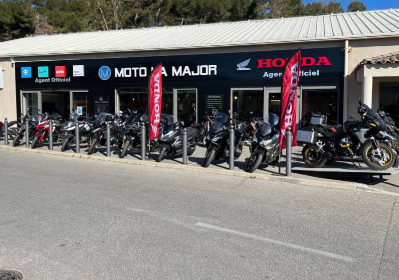 MOTO LA MAJOR AUBAGNE XTZ TENERE 700 PAS CHER
