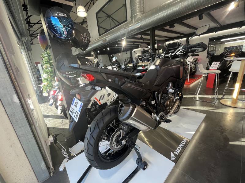 MOTO HONDA CRF 1100 AFRICA TWIN GARANTIE CONSTRUCTEUR JUSQU'AU 10/2028