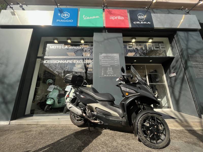 VENTE DE SCOOTER D'OCCASION QUADRO EN BON ETAT A MARSEILLE