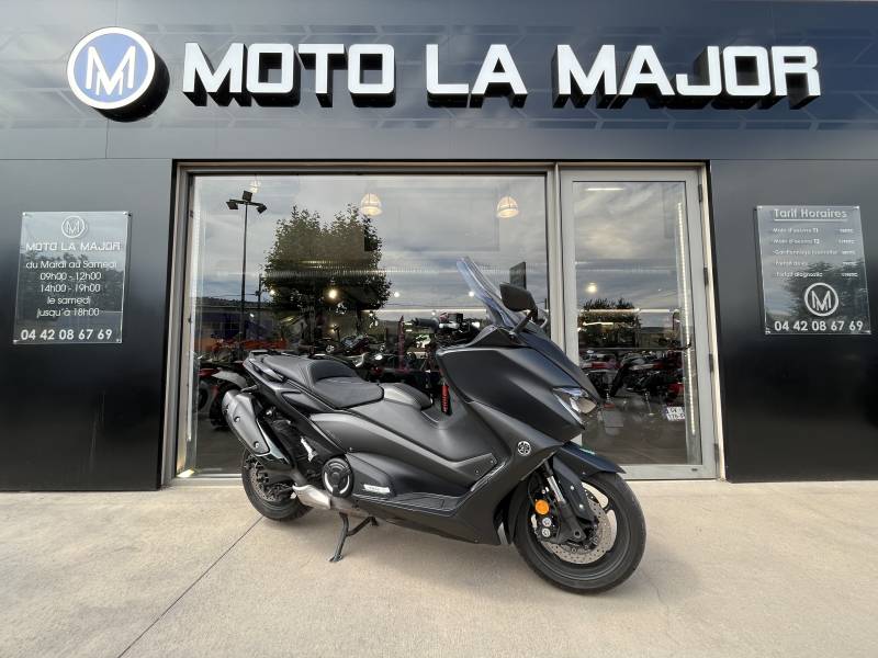 VENTE SCOOTER YAMAHA TMAX D'OCCASION PROCHE DE MARSEILLE