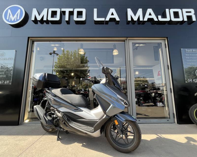 VENTE SCOOTER HONDA FORZA 350 A MOTO LA MAJOR AUBAGNE