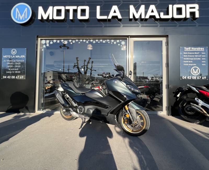 YAMAHA TMAX 560  TECHMAX