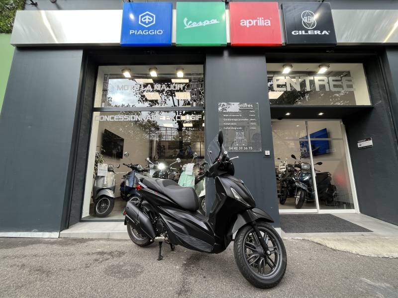 VENTE SCOOTER PIAGGIO BEVERLY 400 S BON ETAT