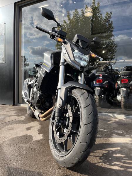 CB 750 HORNET COMPATIBLE PERMIS A2 D'OCCASION A MOTO LA MAJOR AUBAGNE
