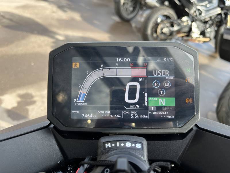 MOTO HONDA CB 750 HORNET GRISE 7500 KM 